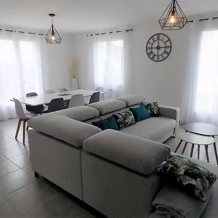 House Palais Sur Mer - Maison Des Annees 80 Entierement Renovee Avec Gout - Dans Un Quartier Au Calme 3 Holiday home *