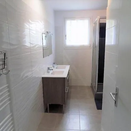 House Palais Sur Mer - Maison Des Annees 80 Entierement Renovee Avec Gout - Dans Un Quartier Au Calme 3 Saint-Palais-sur-Mer